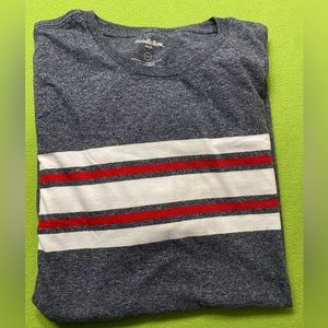 xxl t shirt with stripes *AS IS* bundle other items to save more ✨‼️💰